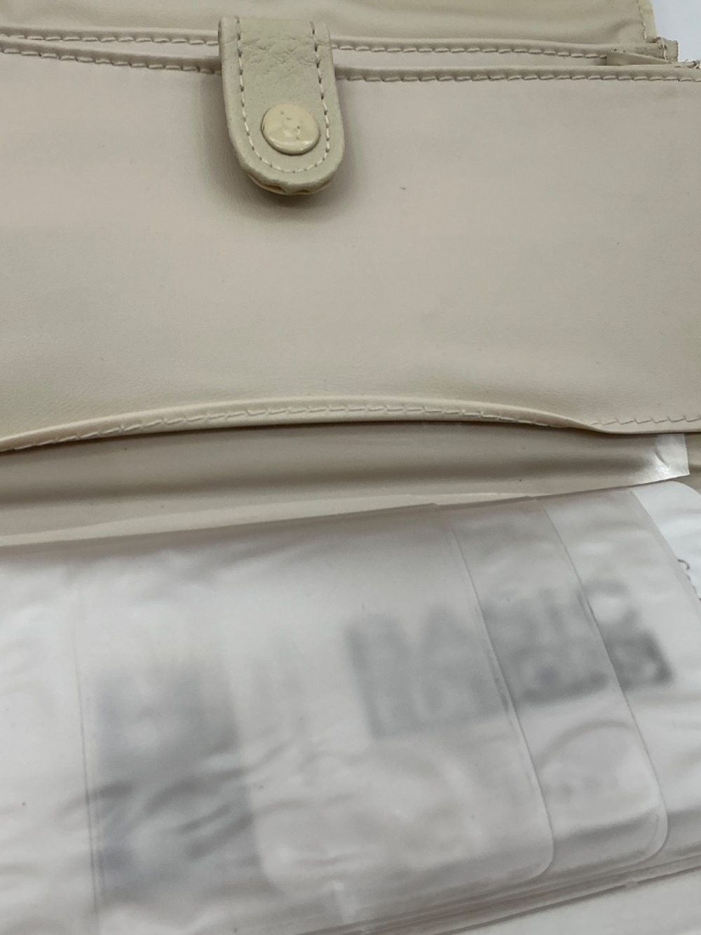 2 Ladies Wallets - Picture 9 of 12